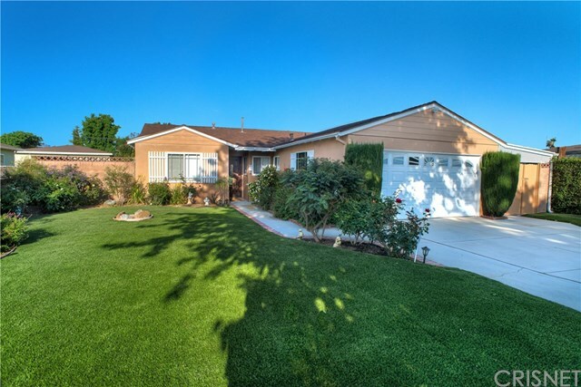 8748 Valjean Avenue  North Hills CA 91343 photo