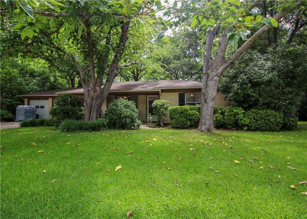 Property Photo:  1111 Warden Street  TX 76126 