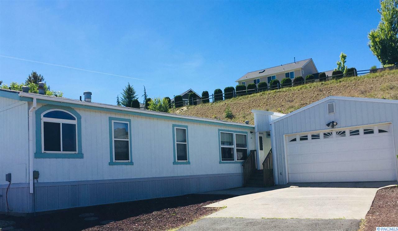 Property Photo:  260 NW Golden Hills Dr.  WA 99163-0000 