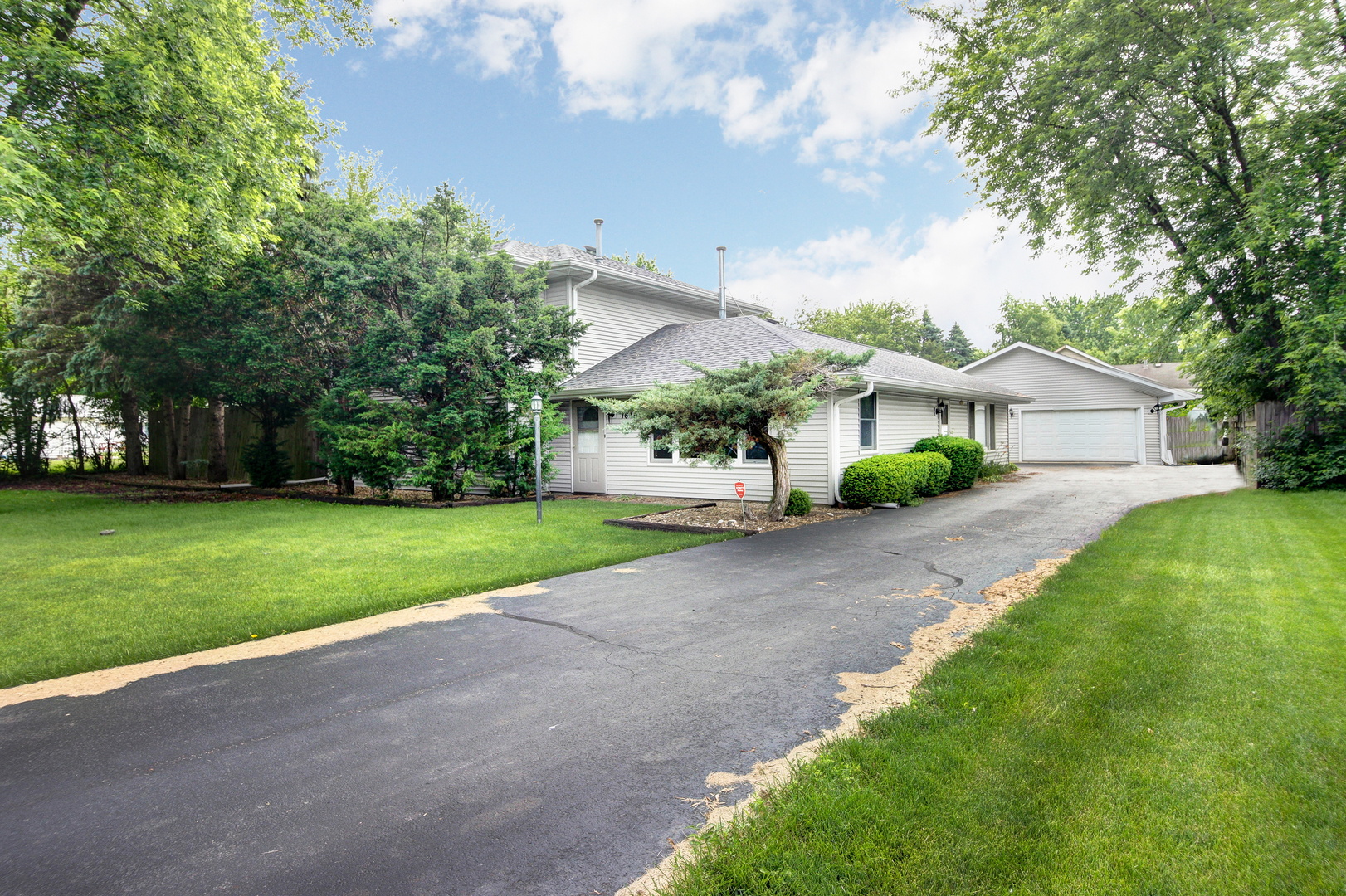 Property Photo:  16361 South McGrath Drive  IL 60586 