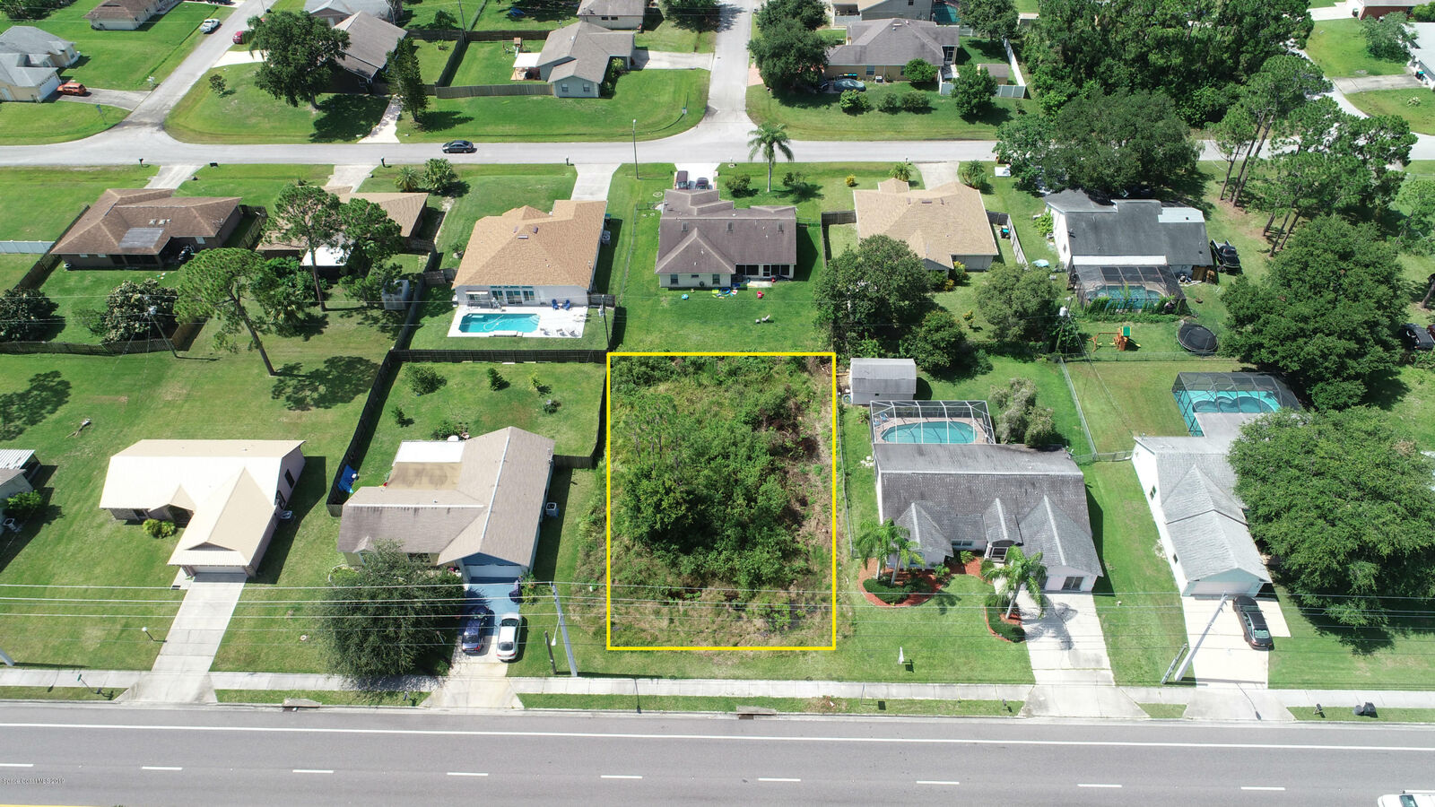 Property Photo: 318 NW Emerson Drive NW FL 32907