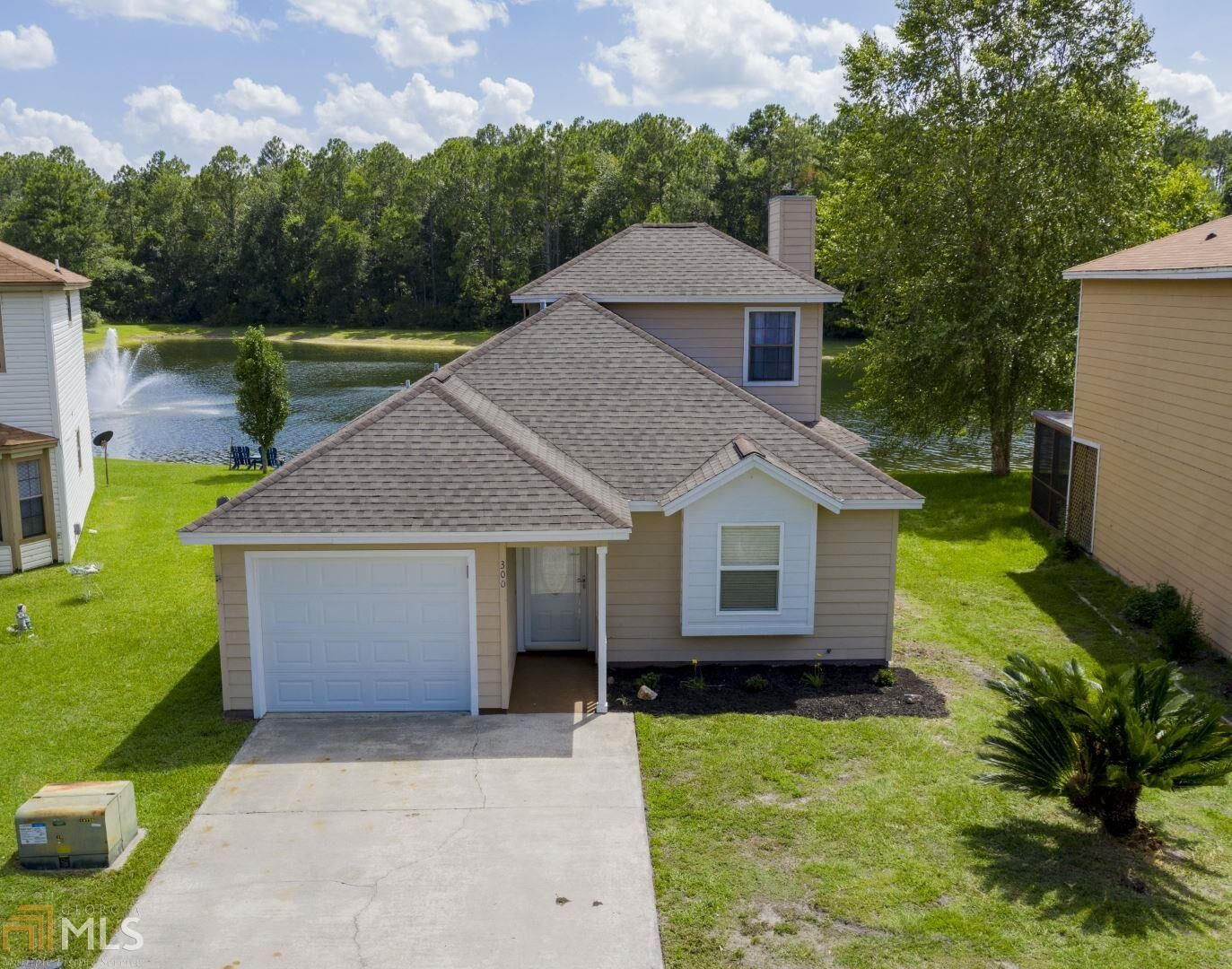 Property Photo:  300 Millers Trace Dr  GA 31558 