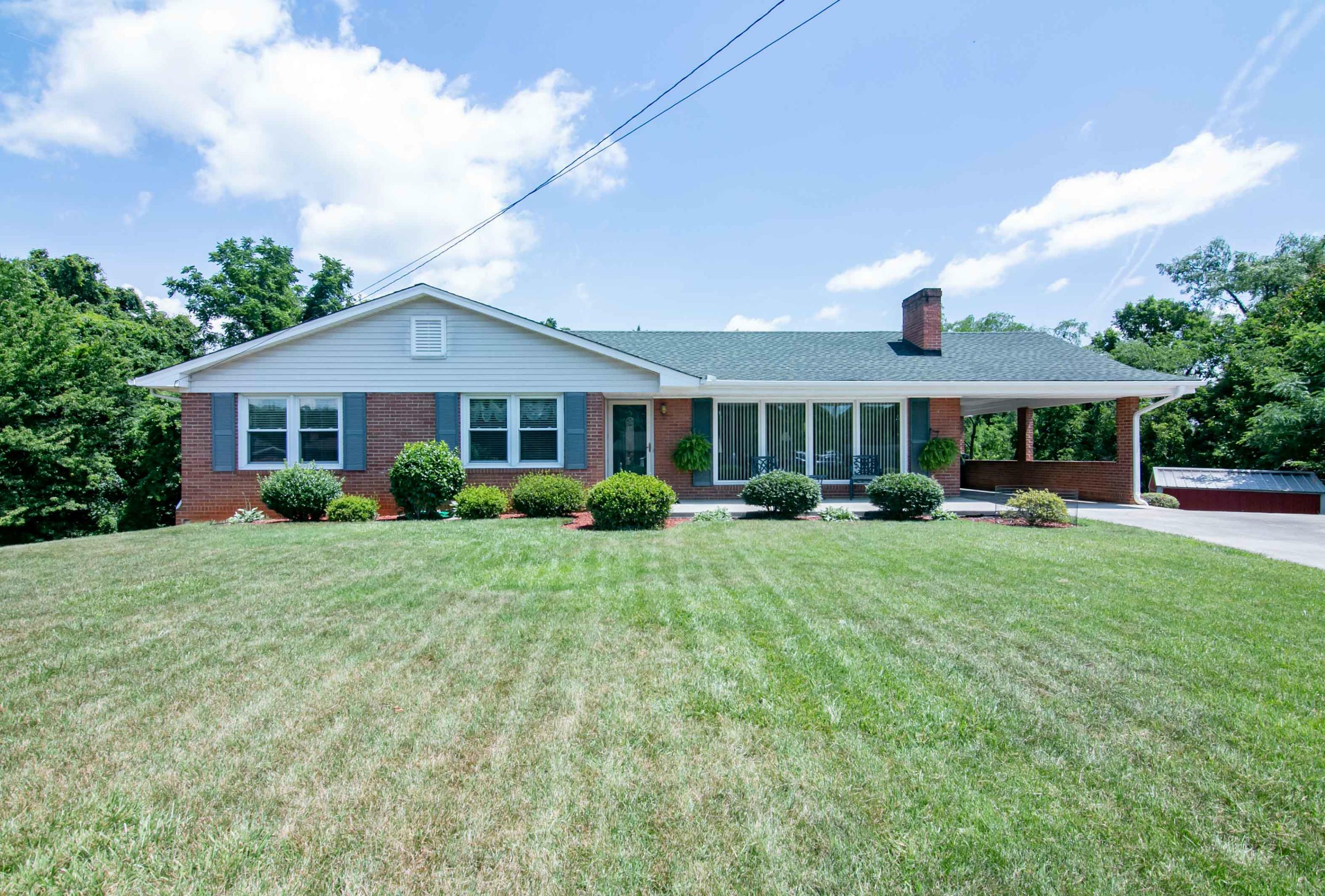 Property Photo:  5807 Wayburn Dr  VA 24019 