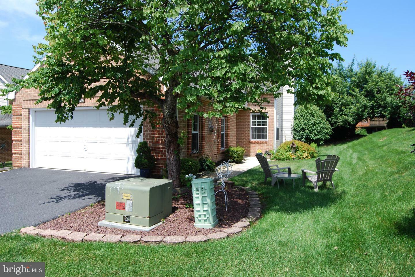 Property Photo:  4164 Nantucket Drive  PA 17050 