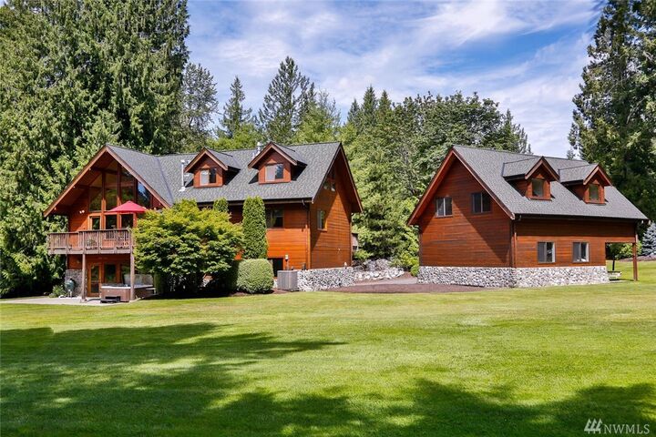 Property Photo: 21120 Snag Island Drive E WA 98391