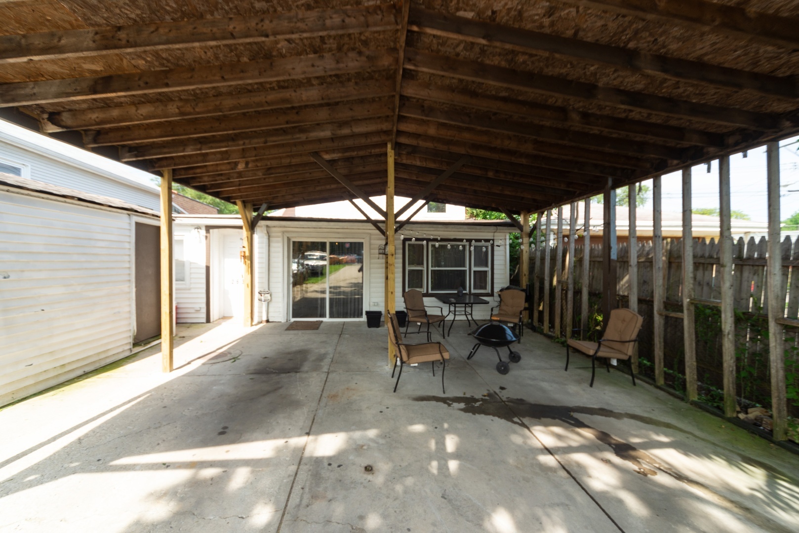 Property Photo: 2638 North Moody Avenue IL 60639