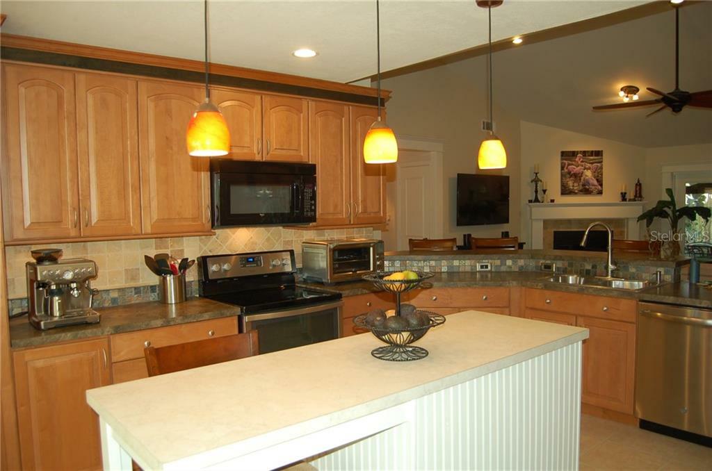 Property Photo:  1568 Crossbeam Drive  FL 32707 