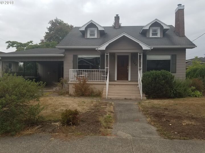 340 N Sheridan St  Mt. Angel OR 97362 photo