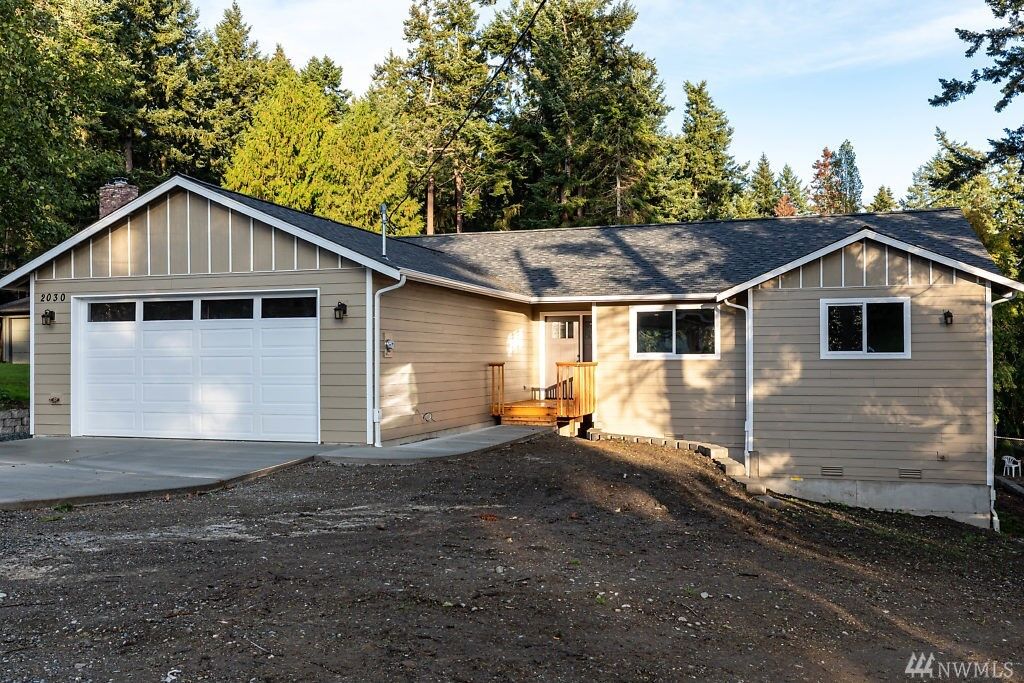 Property Photo:  2030 Rockcress Lane  WA 98277 
