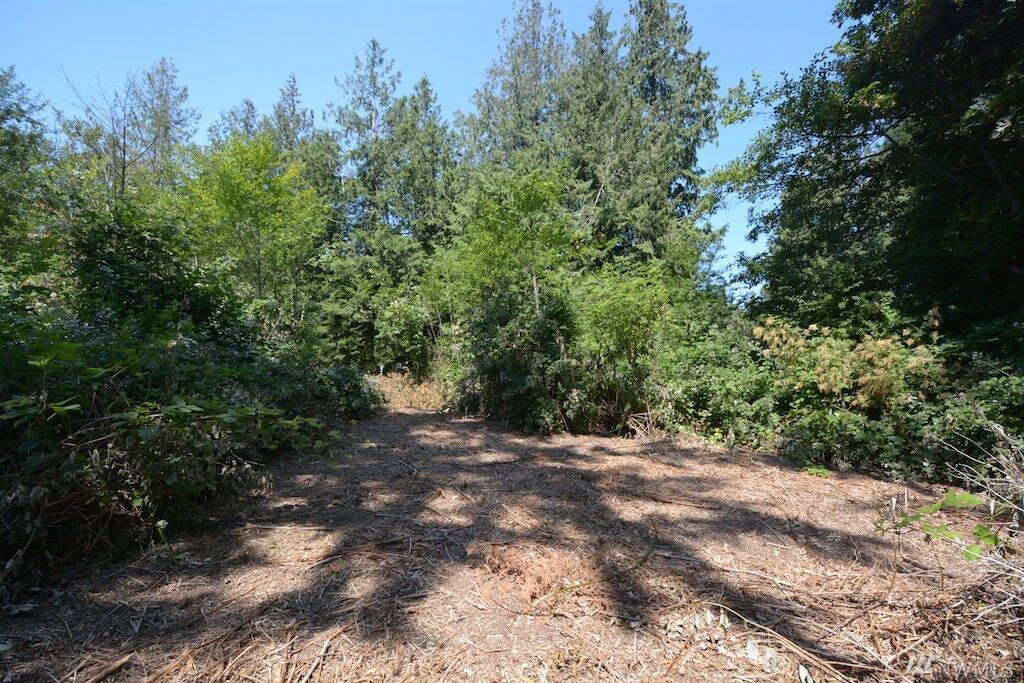 Property Photo: 21356 Jefferson Beach Rd NE WA 98346