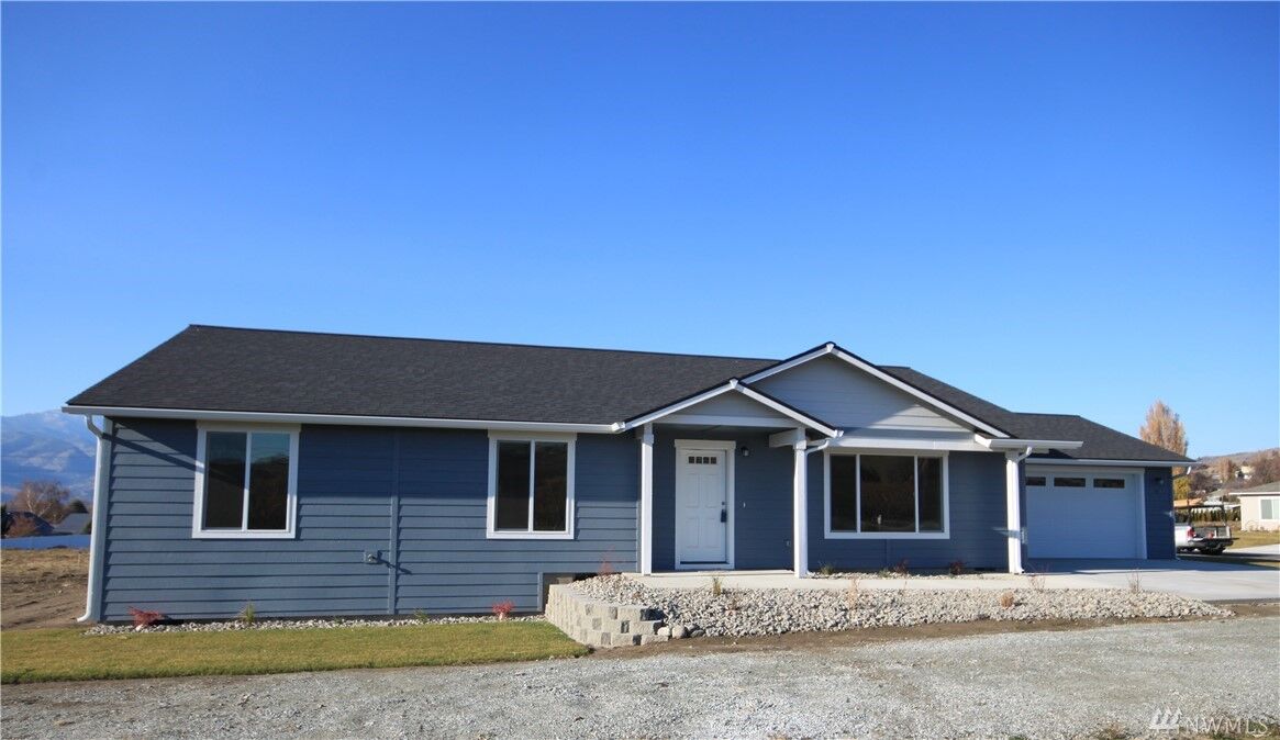 Property Photo:  16 Honeycrisp Lane  WA 98831