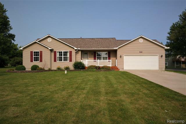 Property Photo:  9504 Linden Road  MI 48473 