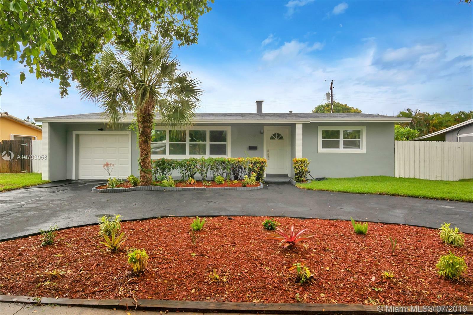 Property Photo:  2350 NE 8th Ave  FL 33064 