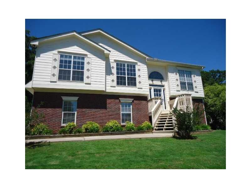 Property Photo:  1675 Huntington Hill Trace   30519 