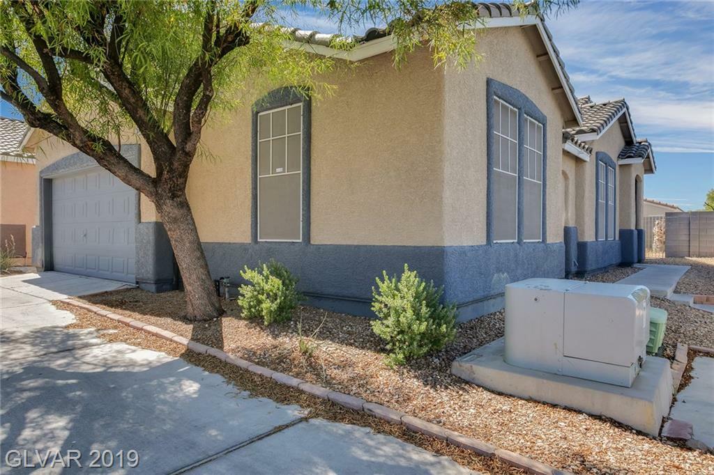 5030 Droubay Drive  Las Vegas NV 89122 photo