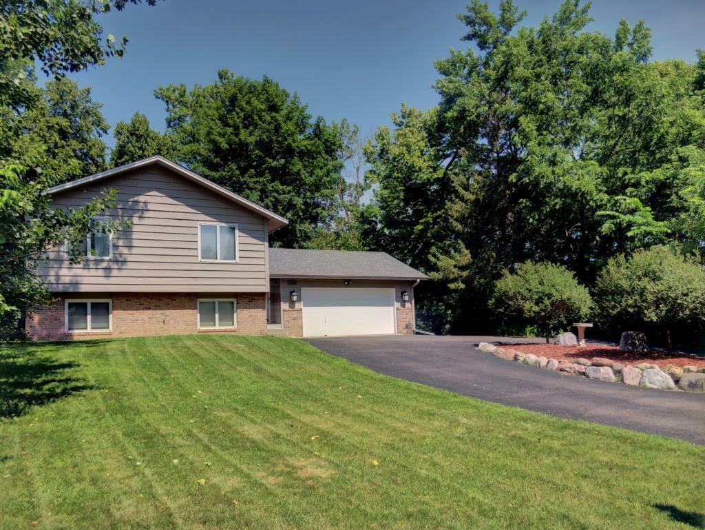 Property Photo: 3430 Larchwood Drive MN 55345