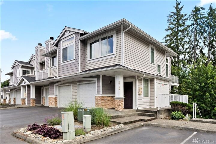 Property Photo: 6515 134th Place SE B7 WA 98296