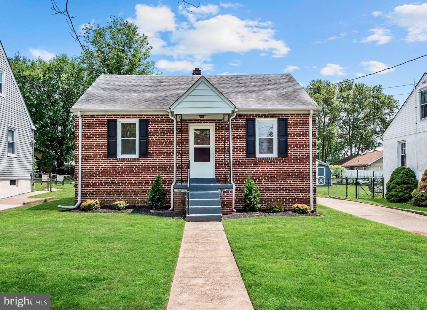 Property Photo:  1922 Narberth Avenue  NJ 08035 