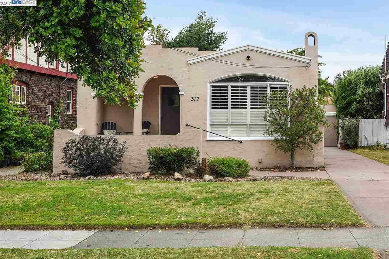 Property Photo:  317 Santa Clara Ave  CA 94501 