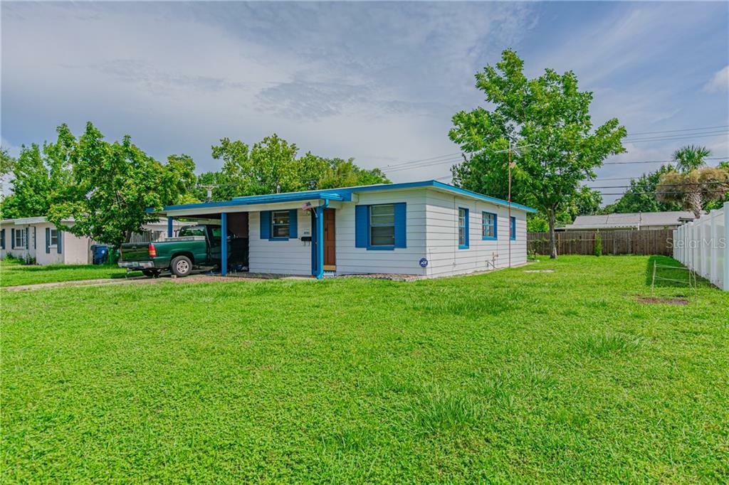 Property Photo:  4701 W Fair Oaks Avenue  FL 33611 