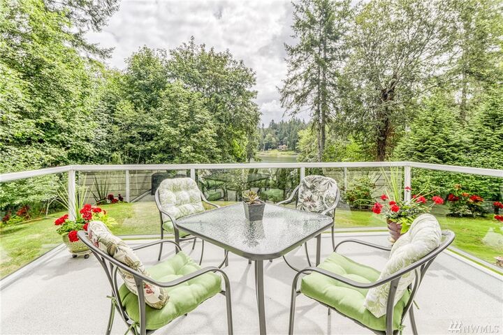 Property Photo:  7420 Mirimichi Dr NW  WA 98502 