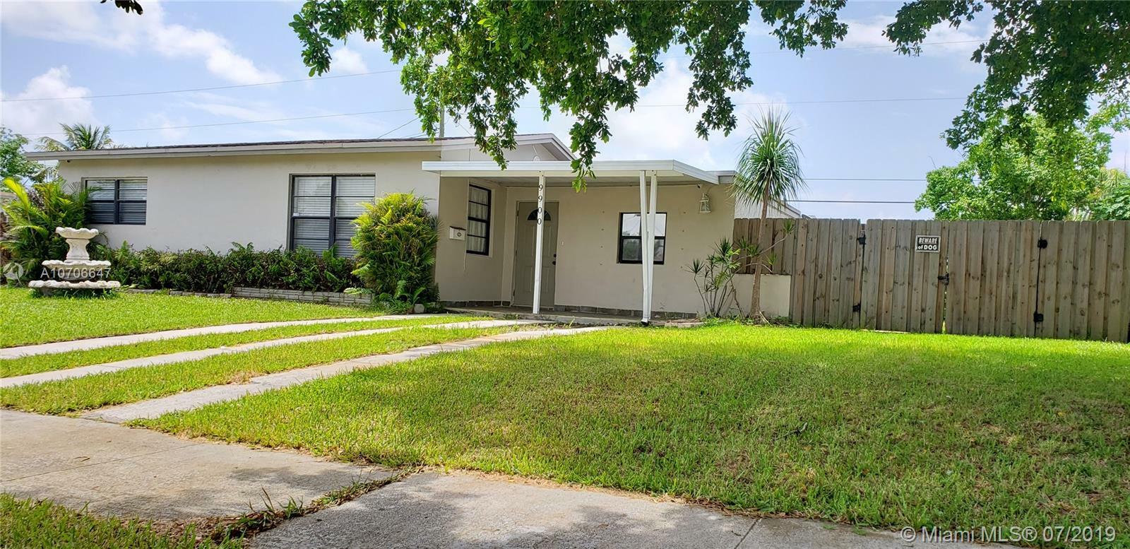 Property Photo:  9900 Haitian Dr  FL 33189 