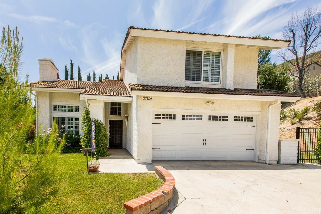 Property Photo:  27560 Freetown Lane  CA 91301 