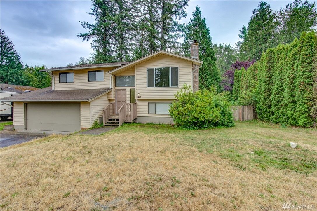 Property Photo: 1231 Deer Creek Drive WA 98248