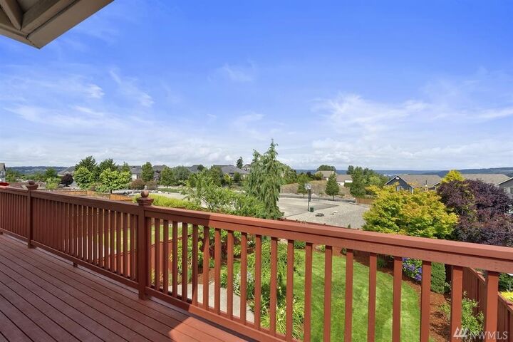 Property Photo: 17706 106th St E WA 98391