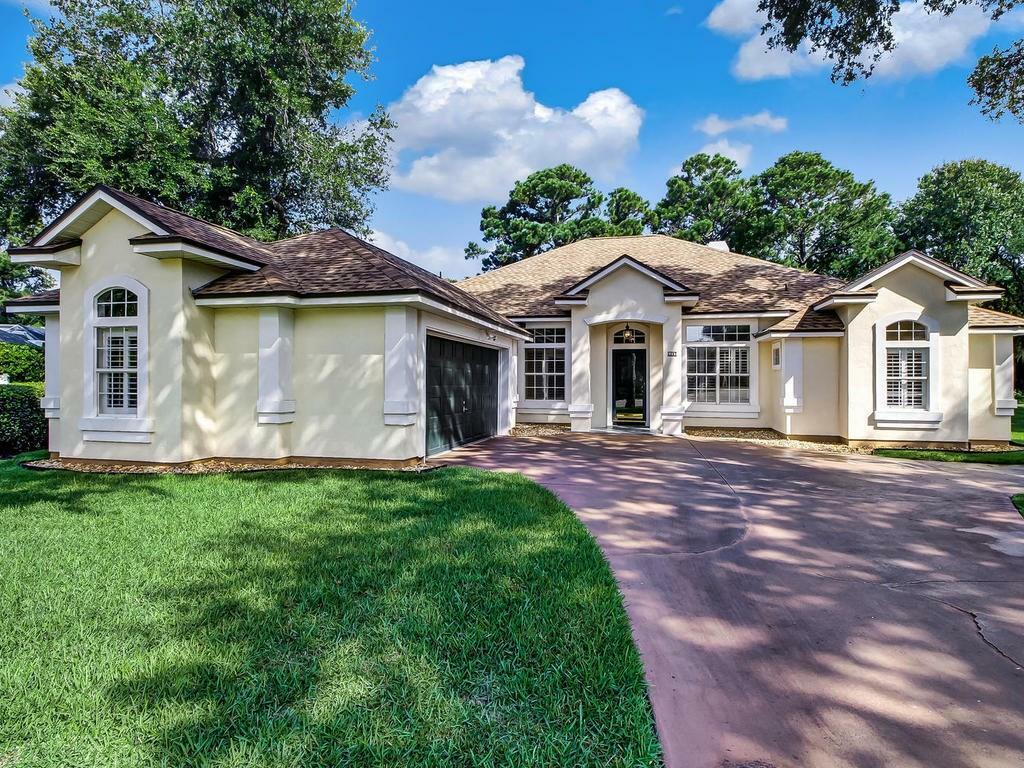 Property Photo:  4407 Titleist Drive  FL 32034 