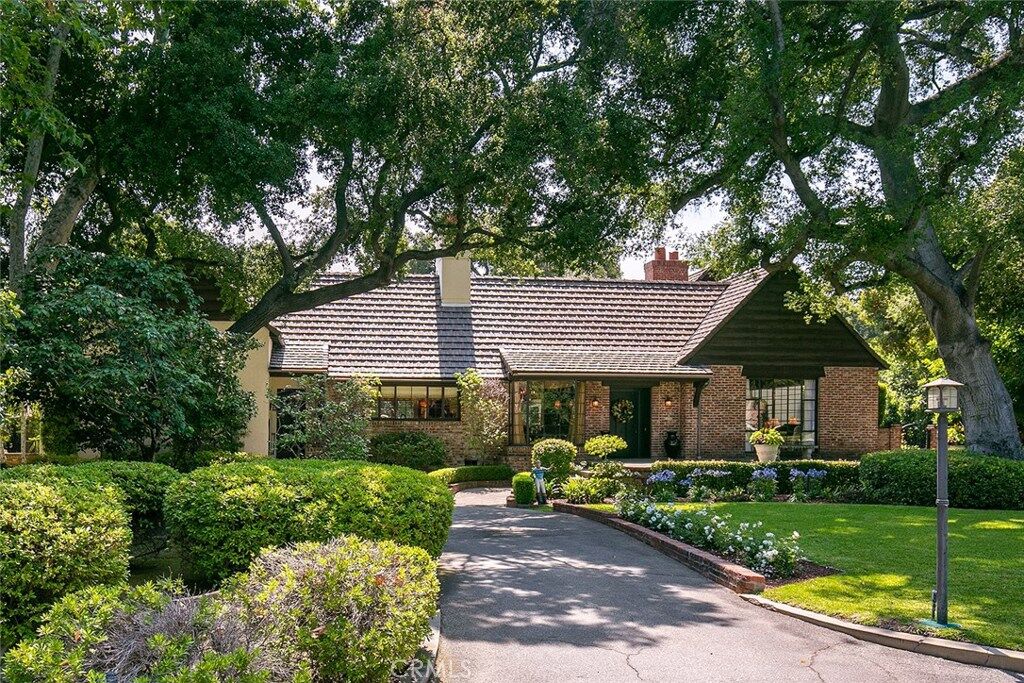Property Photo: 48 Woodland Lane CA 91006