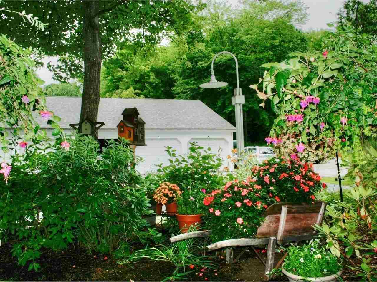 Property Photo: 37 Winding Brook Drive 37 VT 05403