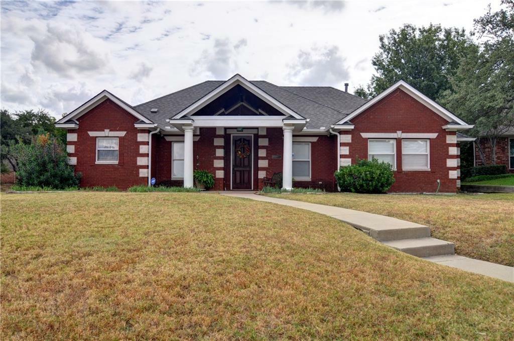 Property Photo: 7501 Rall Circle TX 76132