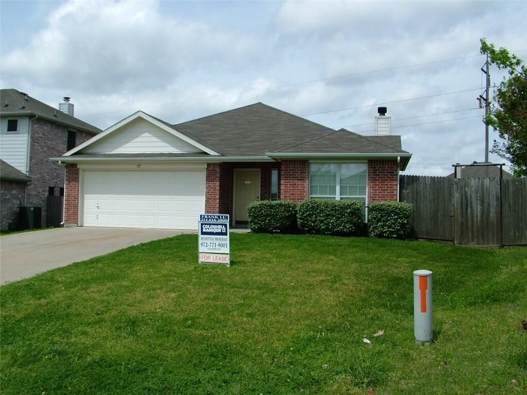 Property Photo: 317 Rustic Grove Lane TX 75189