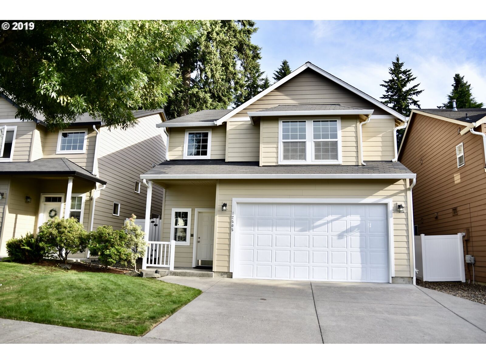 Property Photo: 12505 NE 24th St WA 98684