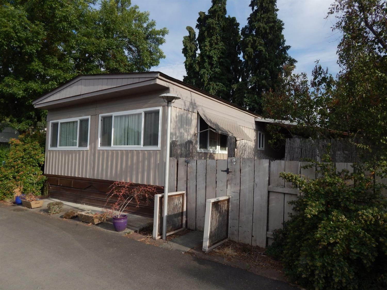 Property Photo:  1500 Kings Highway 15  OR 97501 