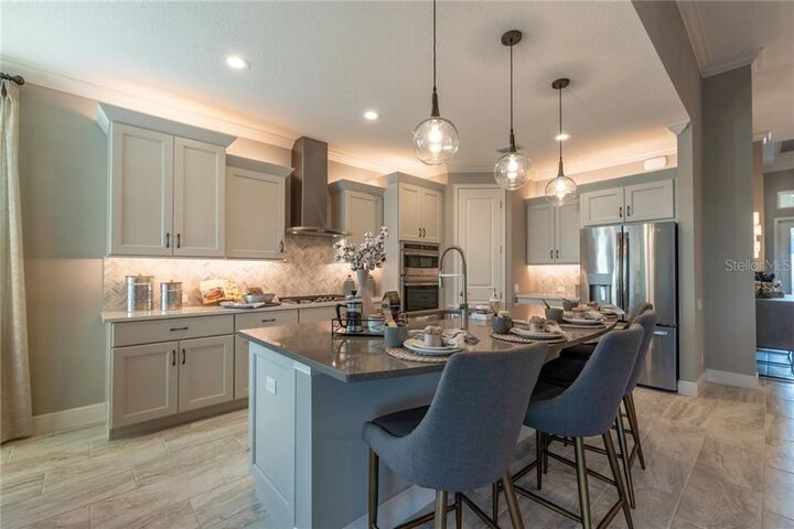 Property Photo:  352 Chantilly Trail  FL 34212 