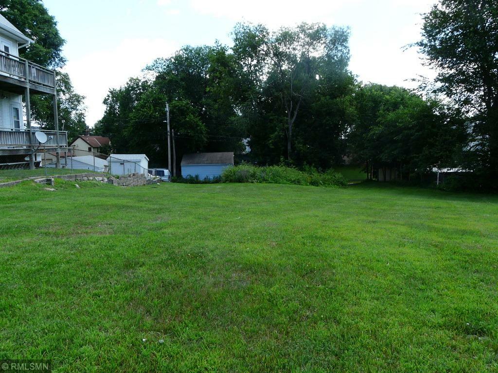 Property Photo: 2414 Lyndale Avenue N MN 55411