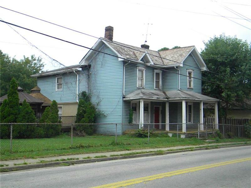 Property Photo:  412 S Center Ave  PA 15672 