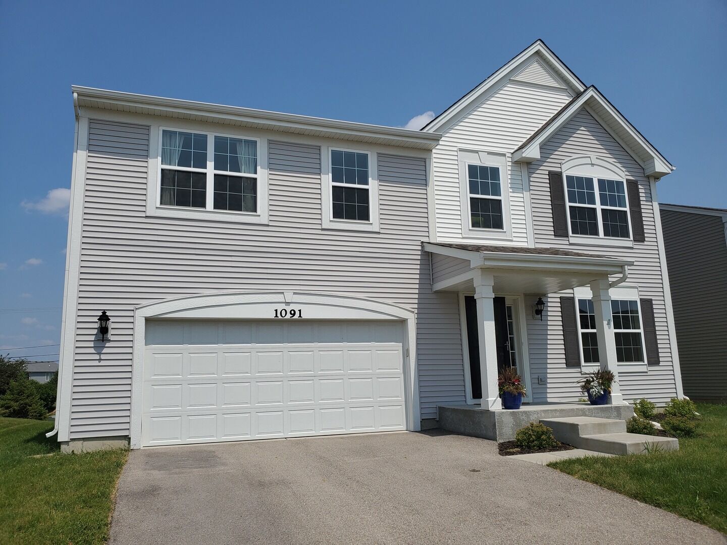 Property Photo: 1091 Adagio Drive IL 60073