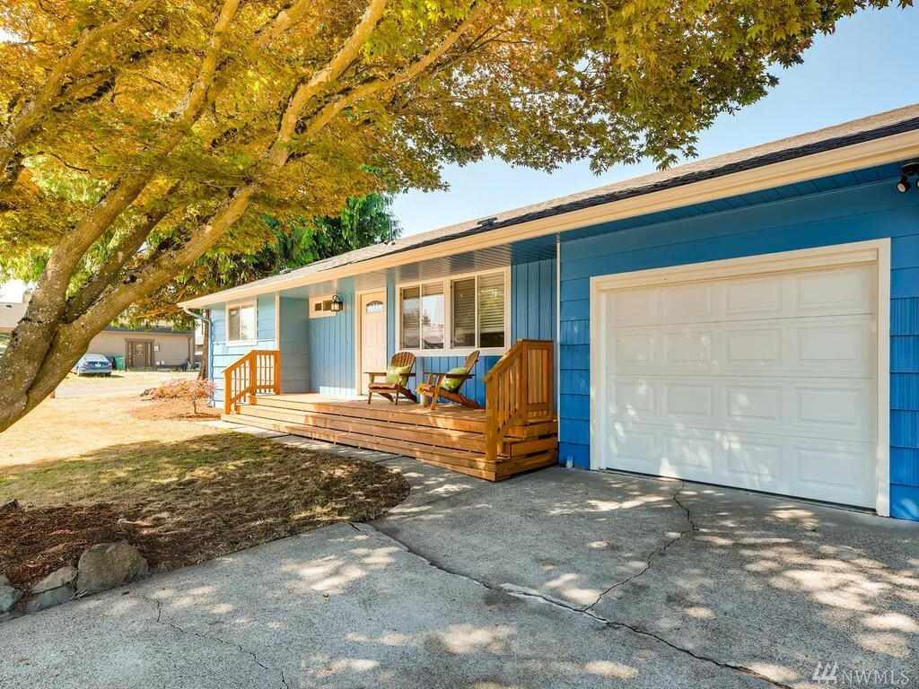 Property Photo: 7328 51st Ave NE WA 98270