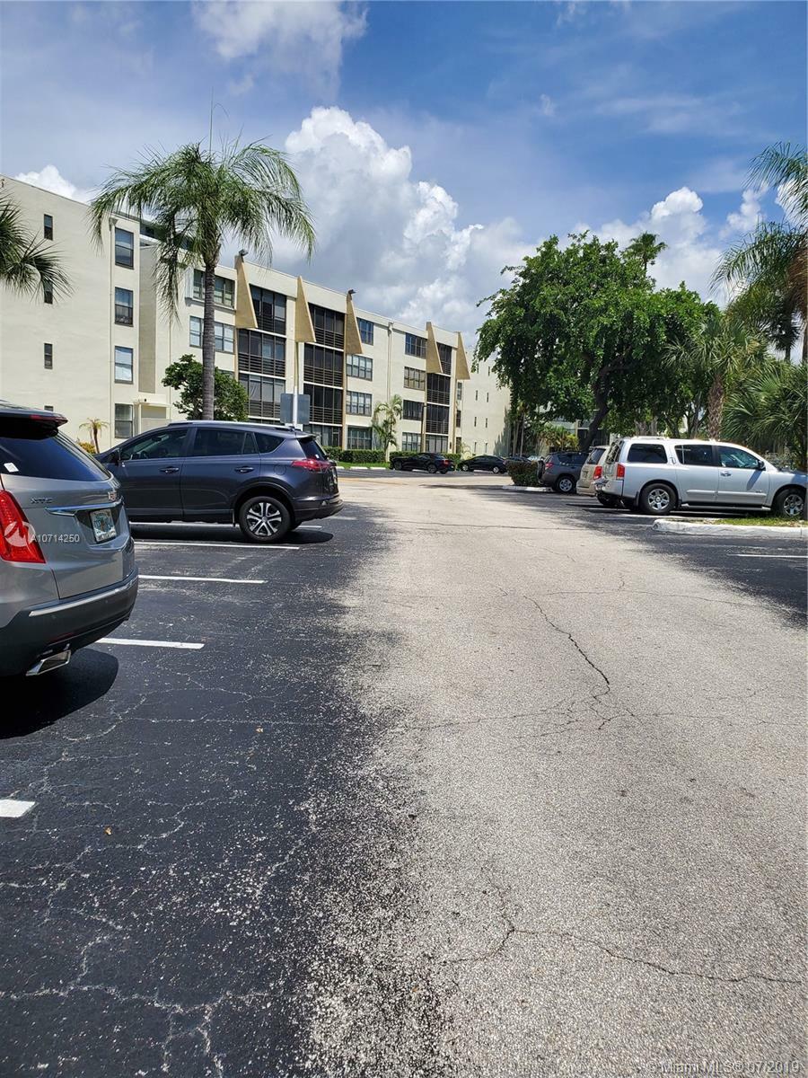 20441 NE 30th Ave 320-9  Aventura FL 33180 photo