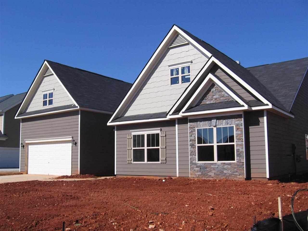 Property Photo: 207 Coburg Court SC 29316