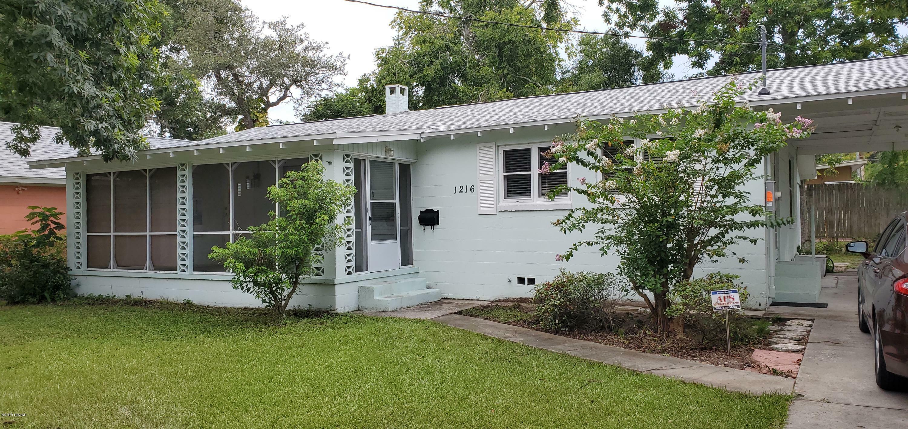 Property Photo:  1216 Dixie Avenue  FL 32117 