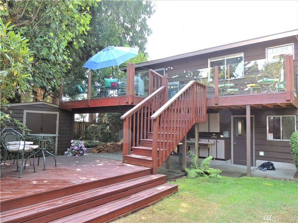 Property Photo:  19109 68th Place W  WA 98036 