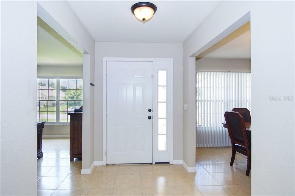 Property Photo:  7685 Canterbury Circle  FL 33810 