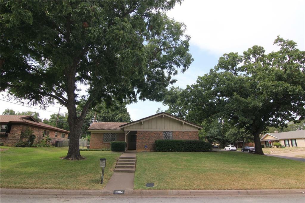 Property Photo:  1904 Marlene Drive  TX 76040 