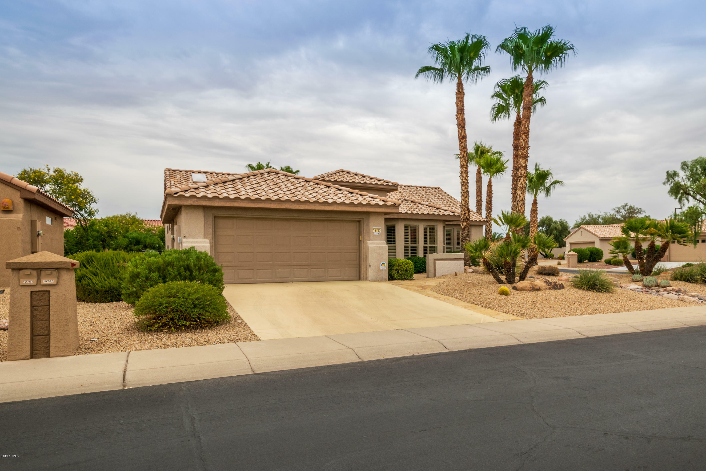 Property Photo:  19785 N Shadow Mountain Drive  AZ 85374 