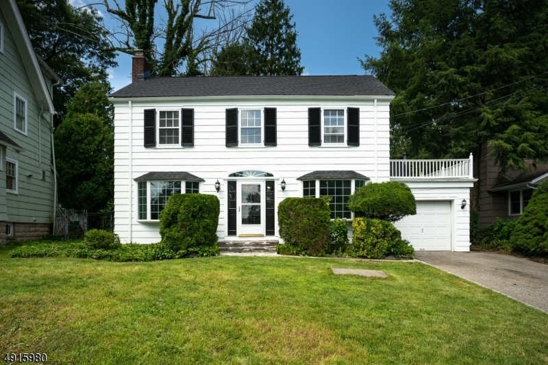 Property Photo:  8 Park Terrace  NJ 07043 