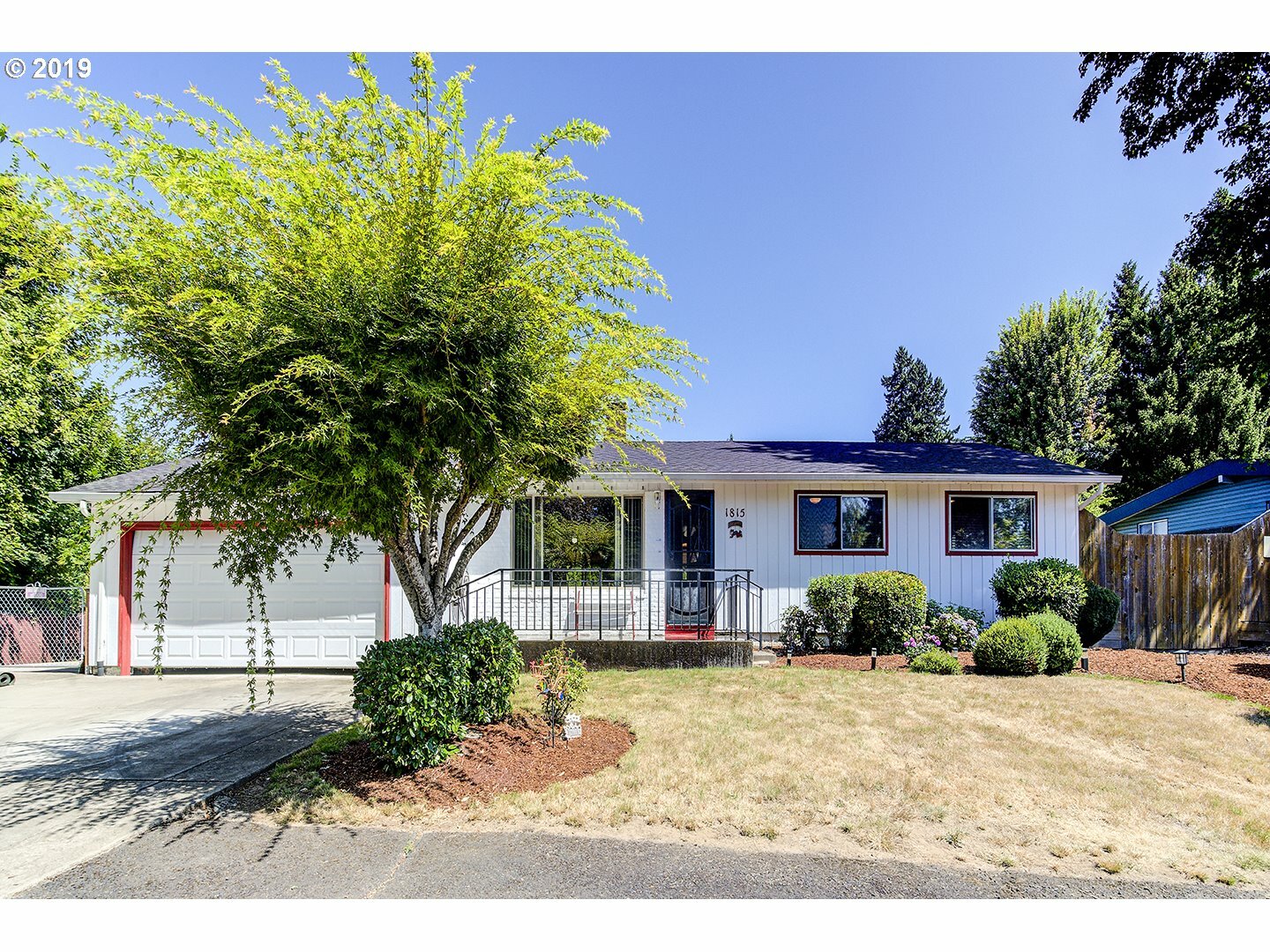 1815 SE Rosebrier Ct  Milwaukie OR 97267 photo